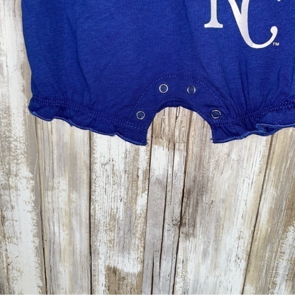 NWT MLB Kansas City Royals Onsie - Picture 4 of 5